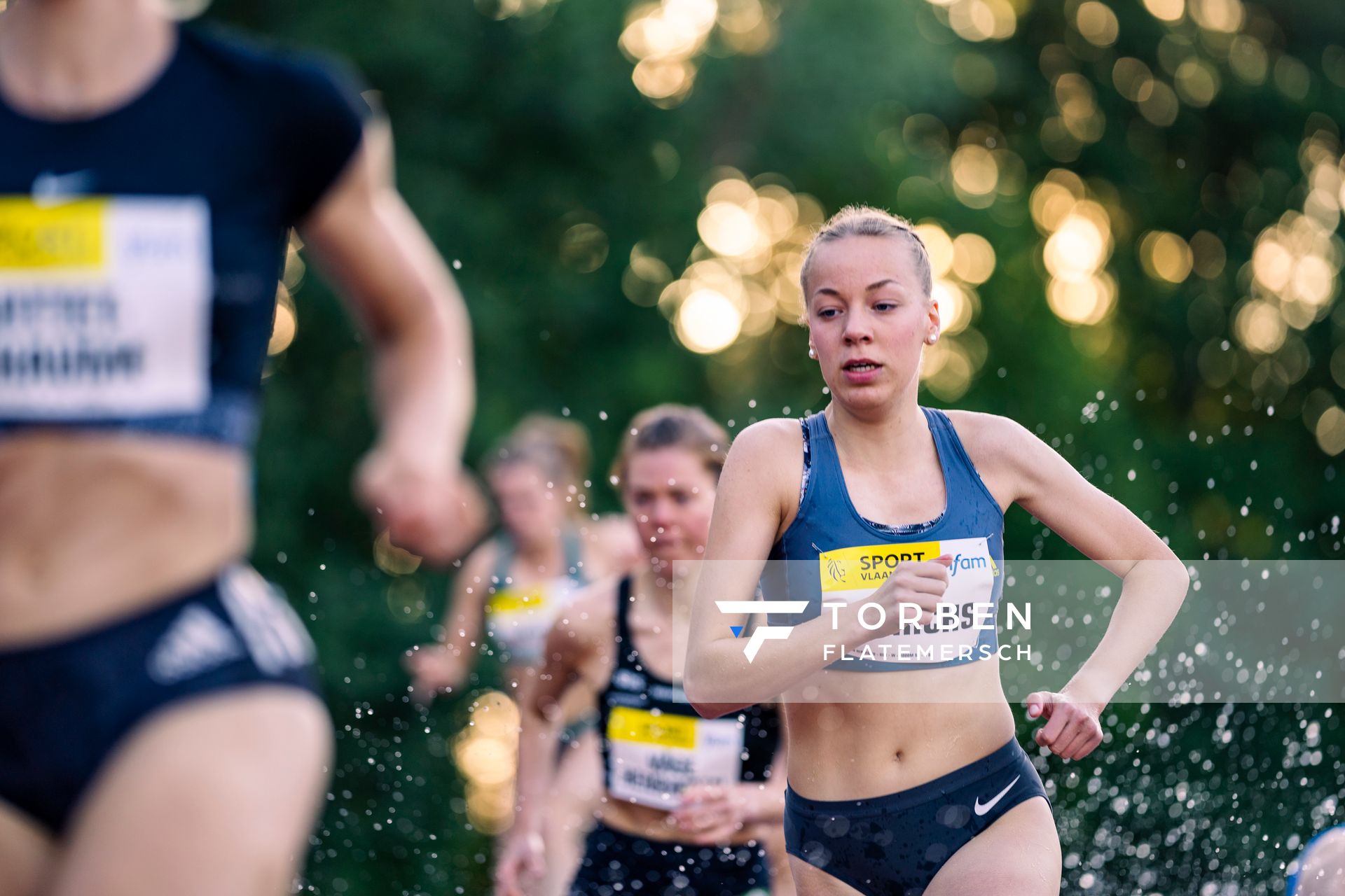 Carolin Hinrichs (VfL Loeningen) ueber 3000m Hindernis  am 28.05.2022 waehrend der World Athletics Continental Tour IFAM Oordegem in Oordegem